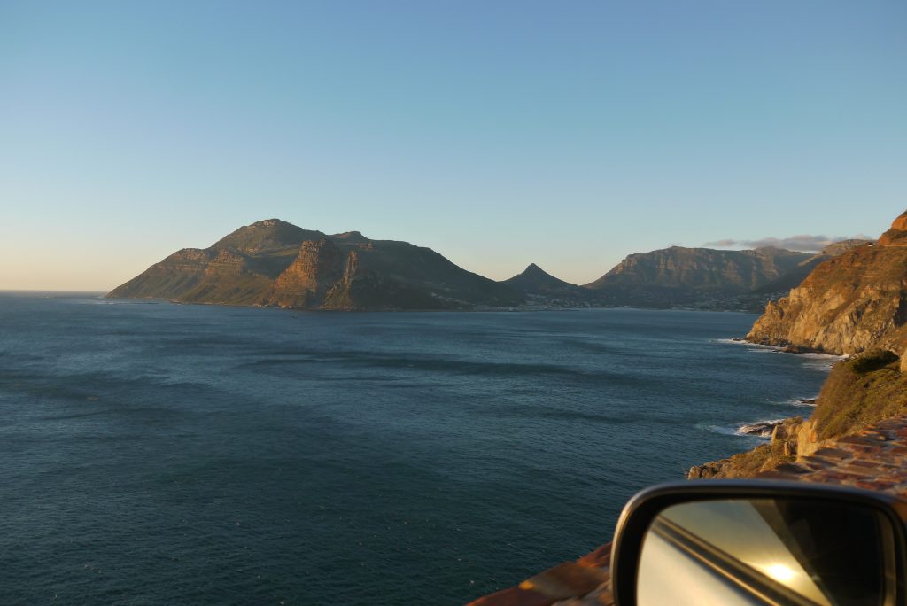 Näkymät Kapkaupunkiin päin Chapman's Peak Driven varrelta